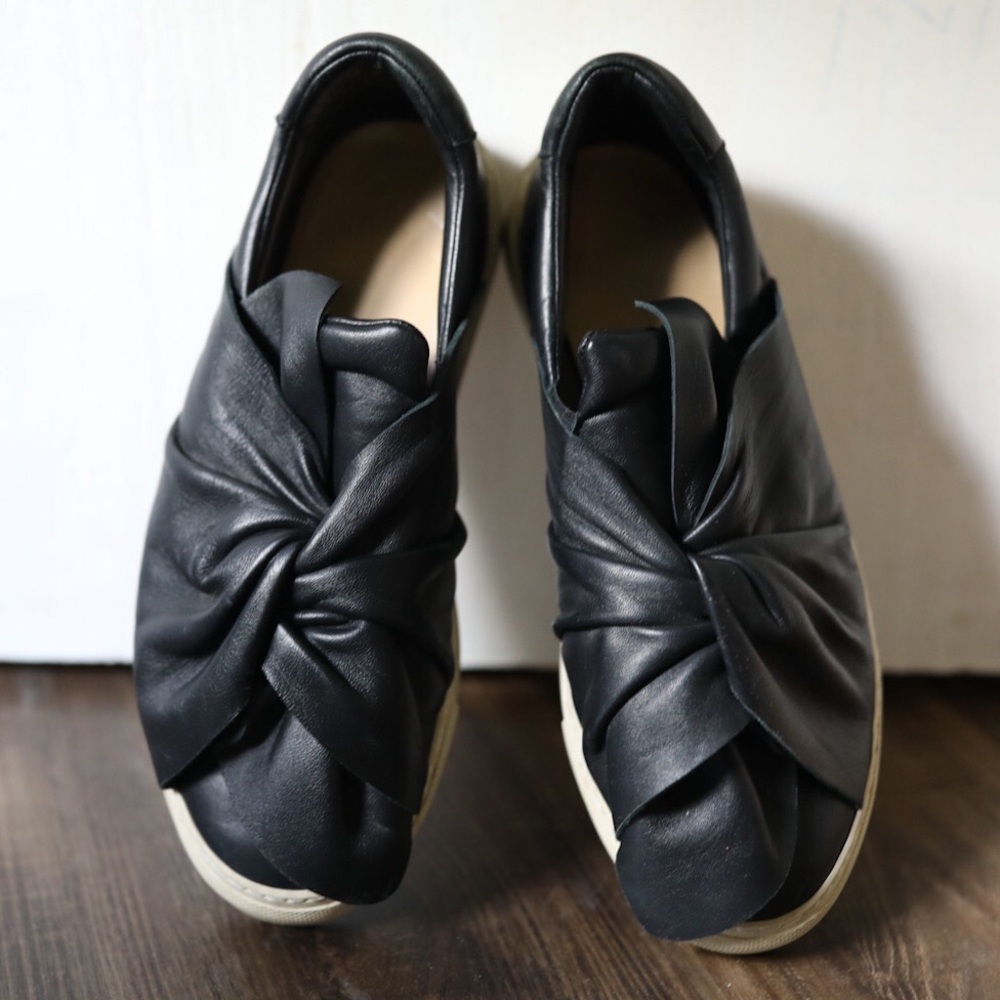 Ports 1961 leather knotted sneakers in black size 8 UK 38